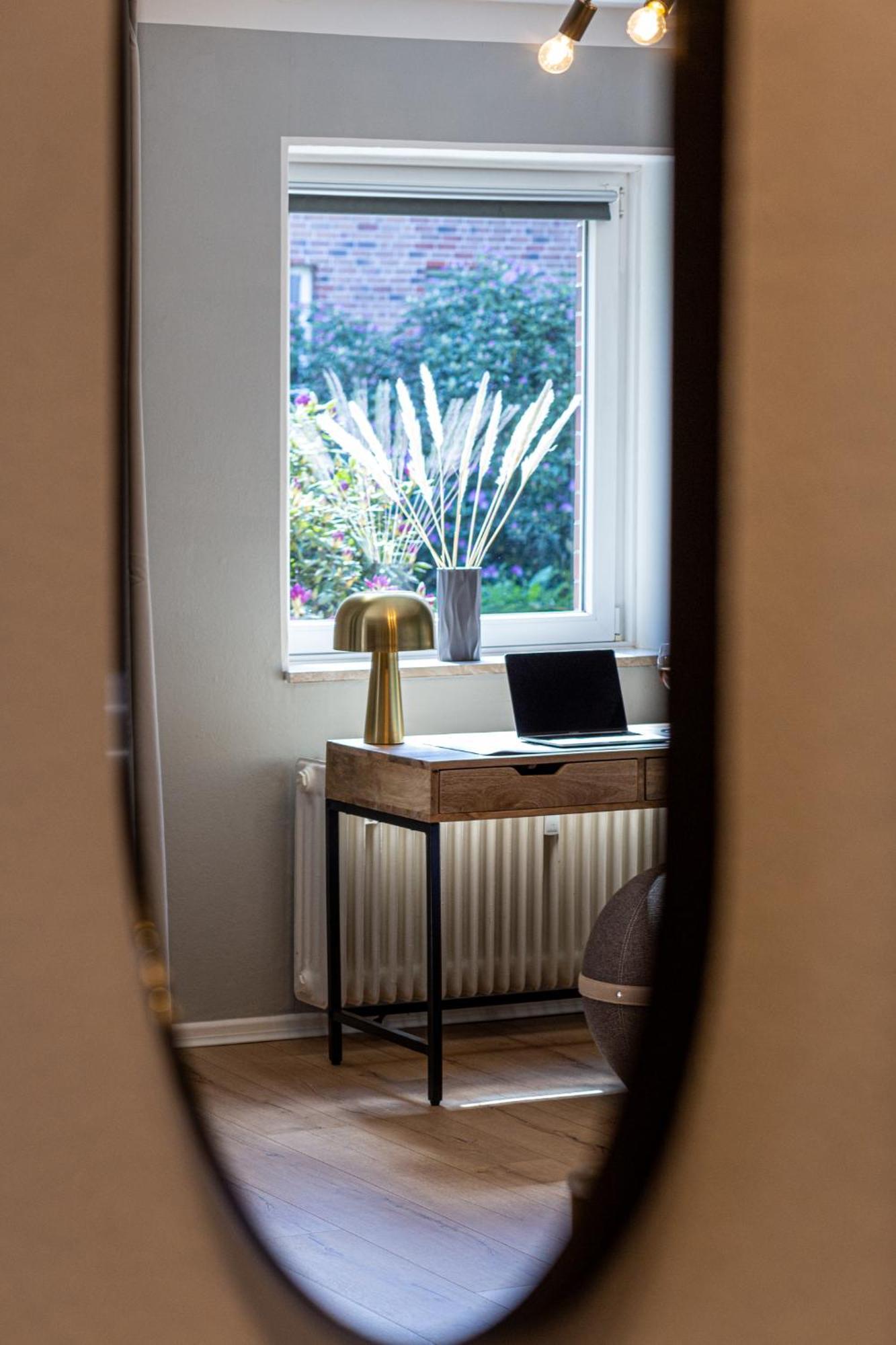 Have-A-Nice-Stay - Nahe Bahnhof Ahrensburg - 20 Minuten Nach Hamburg - Trotzdem Ruhig Gelegen - 6 Minuten Zu Fuss Ins Zentrum Ahrensburg - Modern Eingerichtet Kültér fotó